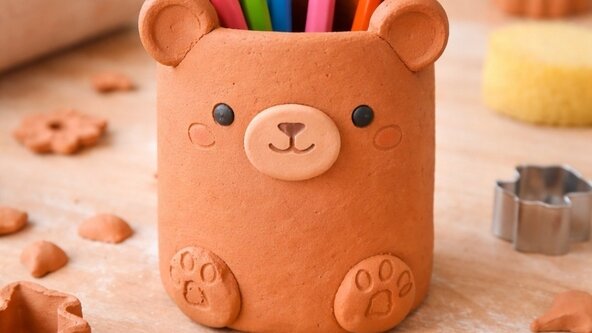 Home Education Pottery: Animal Pencil Pot with Ink and Craft