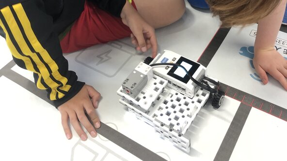 *BEGINNERS CLASS* Febuary - March GRE Robotics Sessions - Ages 8-12 (10:45-12:15)