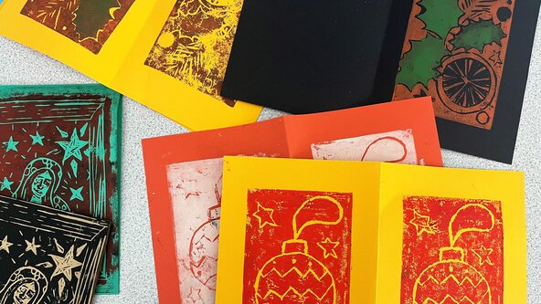 CHRISTMAS: Linocut Christmas Card Printing (Adult)