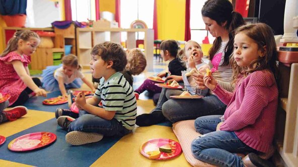18/26 - P03 - Mittagessen und Mittagsruhe stressfrei gestalten
