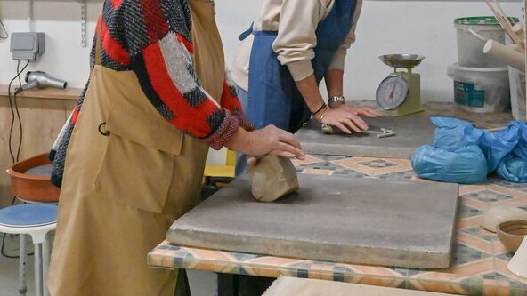 mini - workshop Wedging Clay for best results MEMBERS ONLY