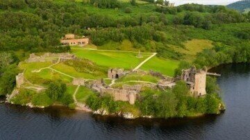 Ainmean-àite, Bàrdachd is Ceòl aig a’ Chaisteal (Place-names, Poetry and Music at the Castle)