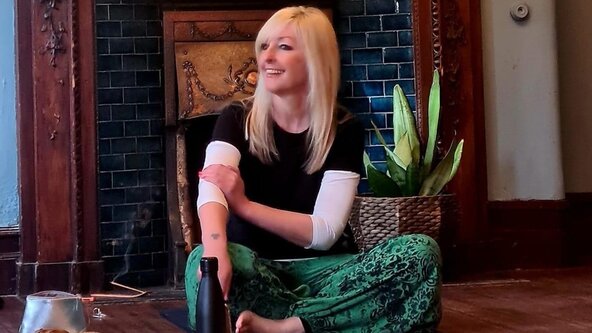  Lazy Yoga Yin Yoga Jan  Lisvane