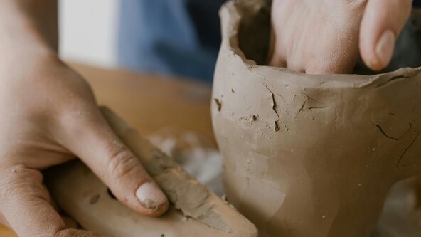  Clay Club - six week hand building course with Michelle