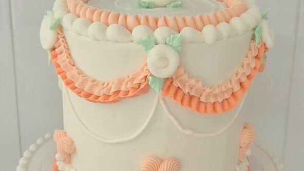 Vintage (Lambeth) Buttercream Cake