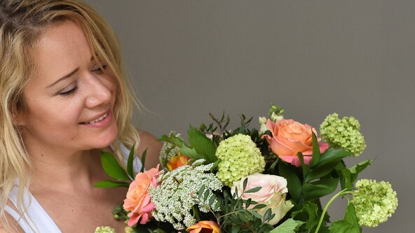 Mother's Day Workshop - Florals & Fizz