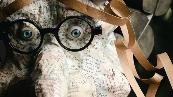 How to Catch a Book Witch' Book Theatre Show @ Redbridge Library