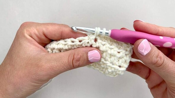 Learn to Crochet in 3 Lessons