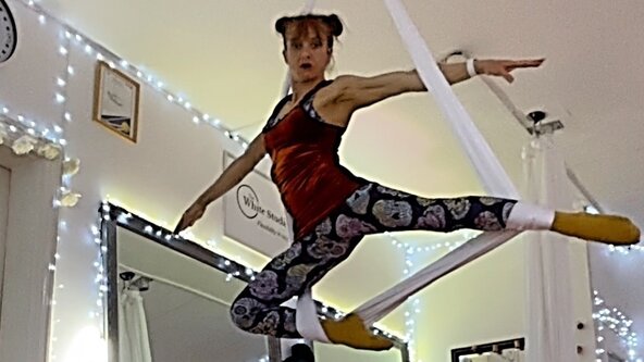Aerial Slings (Yoga Hammocks) - beginner to intermediate level IN STUDIO