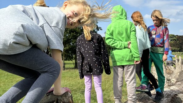 Earth Walk & Forest School (5-11 yrs)