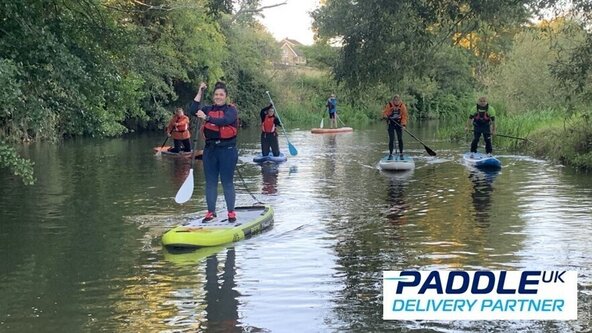 SHE CAN BE ACTIVE - Paddleboarding