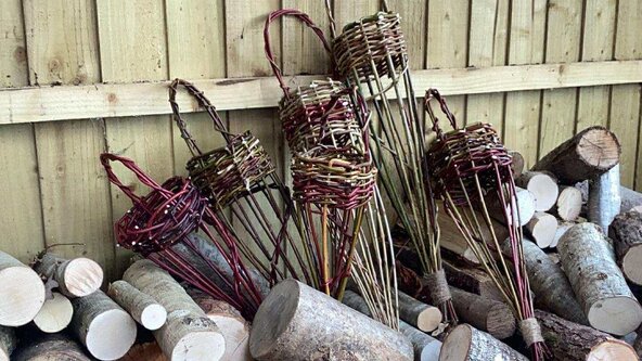 Willow Bird Feeder Workshop