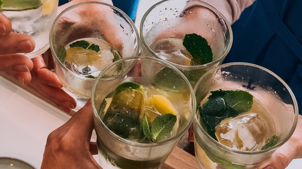 Bake, Shake & Taste: Pastéis de Nata & Portonic Cocktail Experience in Lagos