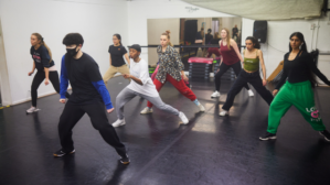 K-pop Workshop With Hoang (DSL)