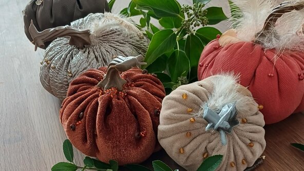 Stitched Autumn Pumpkins