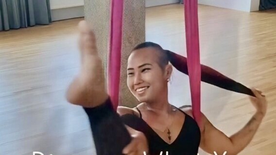 Aerial Dance & Akrobatics Workshop mit Paula
