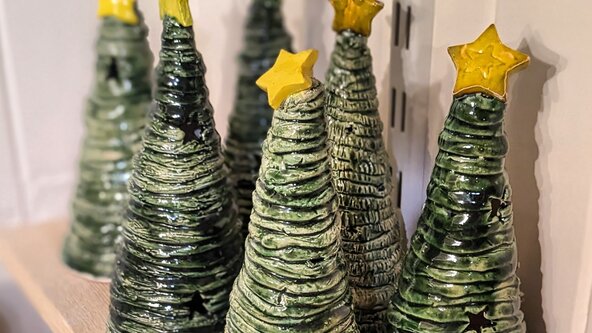 Festive Pottery - Christmas Tree