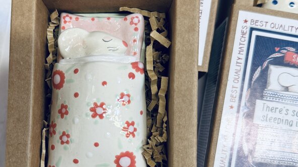 Pottery Mouse in a Matchbox Bed with Vicki Hunt. 