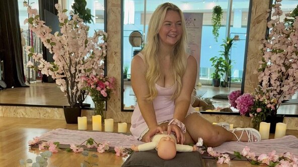 Blossoming Beginnings - Baby Yoga