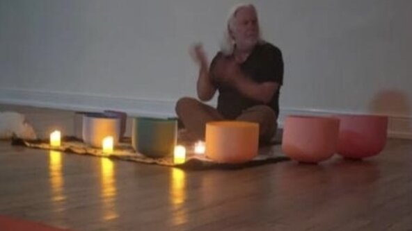 Christmas Crystal Bowl Chakra Cleansing Meditation with Tea and Mince Pies