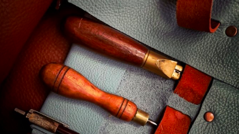 Leather Tool Roll workshop w. Cathy Edwards