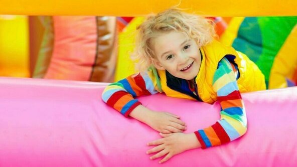HALF TERM EVENT 1 hour Tots Bouncy Castle Fun day (Under 7's only) I hour play 