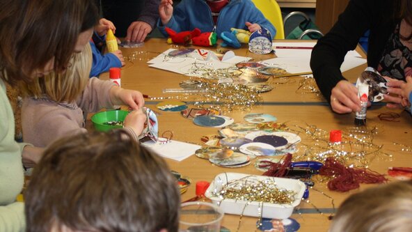 Museum Explorers - Delightful Decorations
