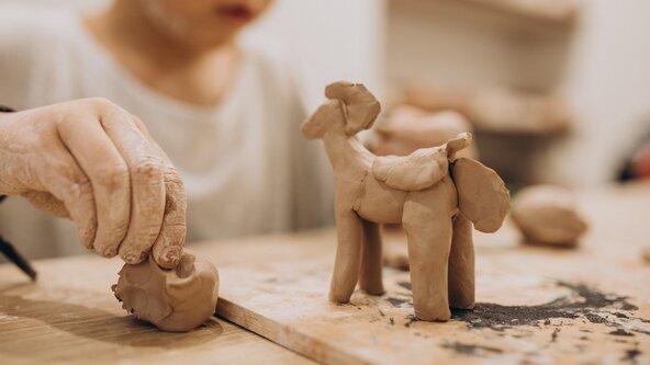 FAMILY POTTERY -Thursdays - AW24