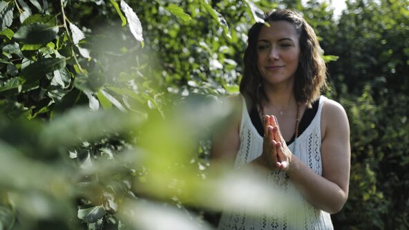 ✨ZOOM ONLINE✨ Monday Gentle Stretch & Flow Yoga Apr-May