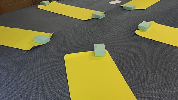 Class 1 Beginners yoga @ Gilmour Piper 