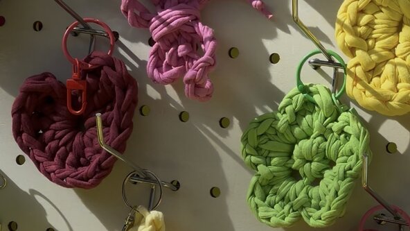 Crochet your own bag charm! (ages 11+)