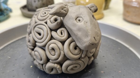 'Play with clay' animated Sheep