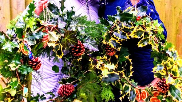 Make a Rustic Christmas Wreath
