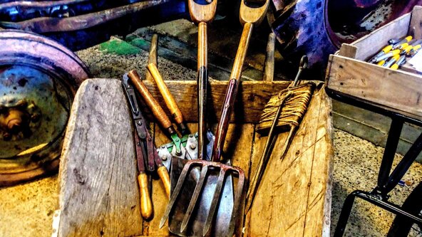 Gardening Tools: Choose, Maintain & Use Them Safely