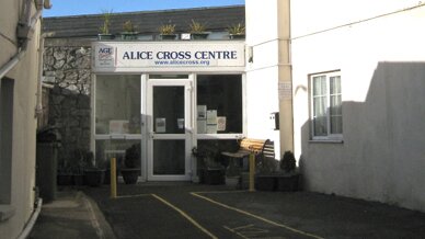 Yoga at the Alice Cross Centre