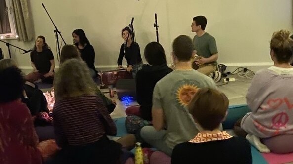 OH SHALA COMMUNITY KIRTAN