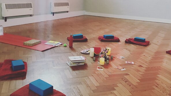 Hypnobirthing workshop with pregnancy yoga