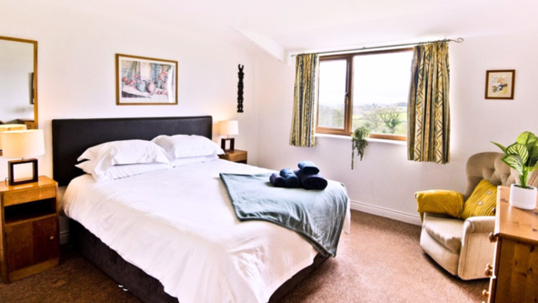 Luxury Winter Weekend Yoga Retreat - Monmouthshire - The Manor on the Monnow 
