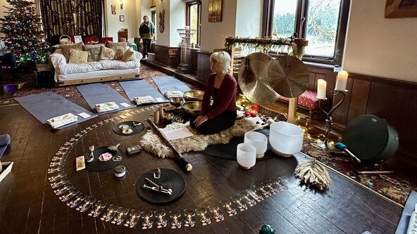 Soothing Soundscape - Log Fire - Candle Light