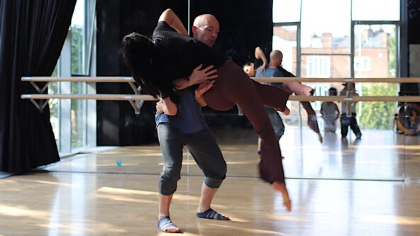 Contact Improvisation Class with Justin "Principles of Lifts", followed by Jam