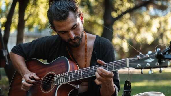 CI Class with Justin, & Jam with live music from Dusk