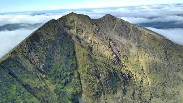 The Coomloughra Horseshoe - Ireland hiking weekend