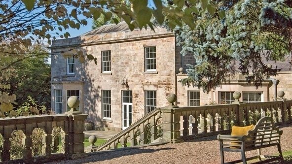 Time Seekers Luxury Spring Retreat in the Peak District 
