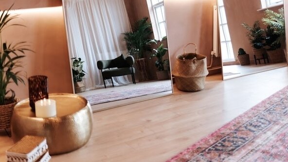 Crystal Healing and Sound Bath Session