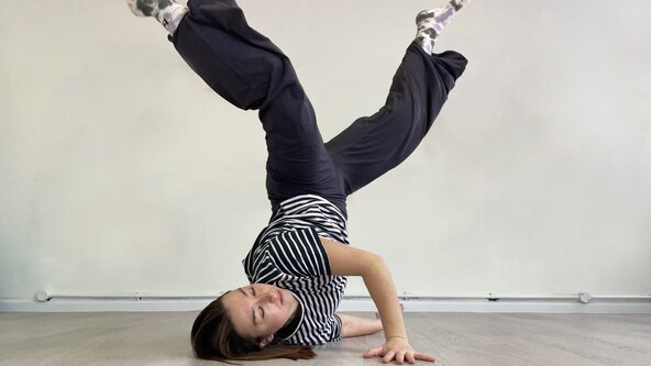 🥏 6-Week Total Beginner Contemporary Floorwork Course 🤩