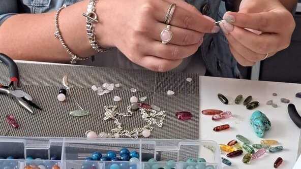 Crystal Jewellery Workshop💎✨