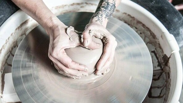 (E2) 8-week Wheel Throwing Introduction Course, Friday morning