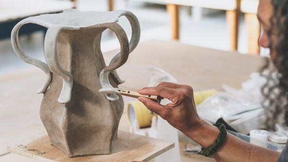 (N6) 8-week Introduction to Ceramics Course, Thursday afternoon