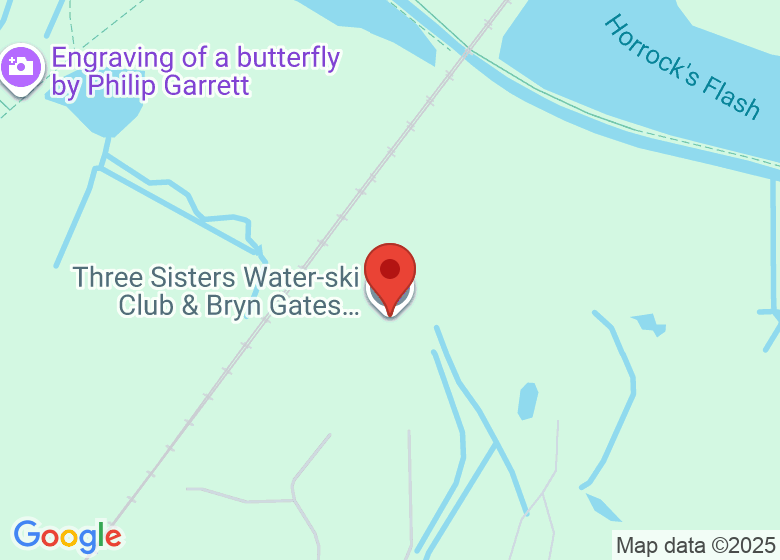 Map showing location of Three Sisters Water-ski Club & Bryn Gates Airfield GB-0310