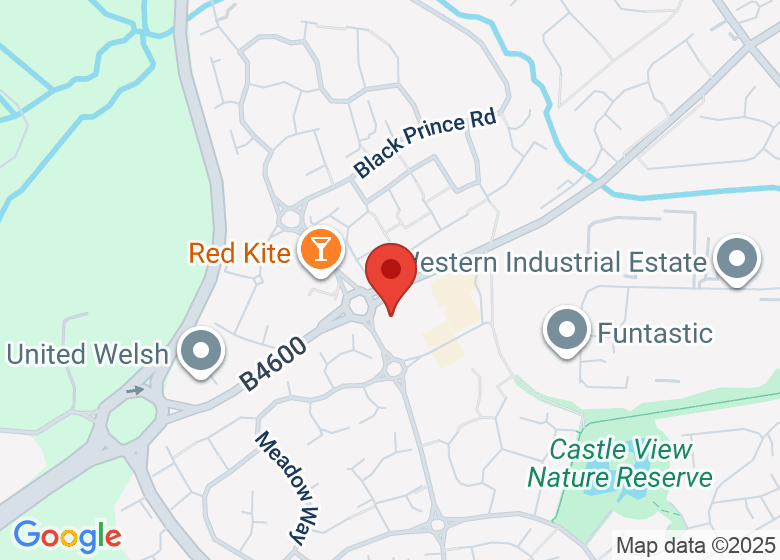 Map showing location of Cwrt Rawlin Pub